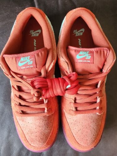Nike SB Dunk Low Pro PRM Mens Size 11.5 Mystic Red Emerald Rise Strawberry Cough