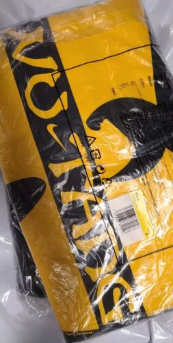 Nike NRG WTC Wu-Tang Clan T-shirt | Sz SMALL | C.R.E.A.M. Cash Rules Ships Fast!