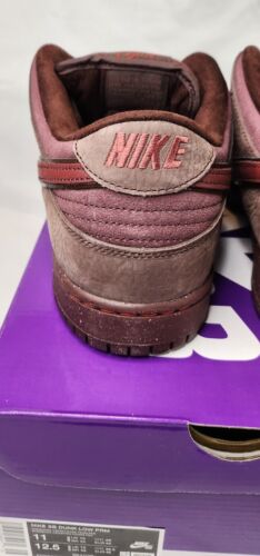 Nike SB Dunk Low PRM City of Love Burgundy Crush | Mens Size 11 | NEW!