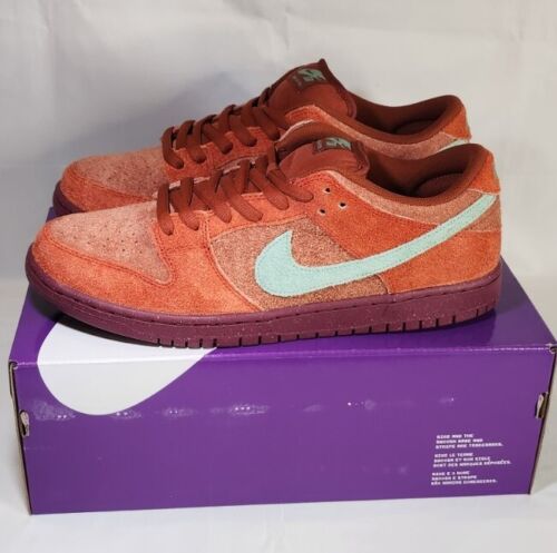 Nike SB Dunk Low Pro PRM Mens Size 11.5 Mystic Red Emerald Rise Strawberry Cough