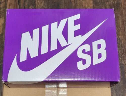 Nike SB Dunk Low Pro Court Purple | Mens 12 | Black White Purple Panda