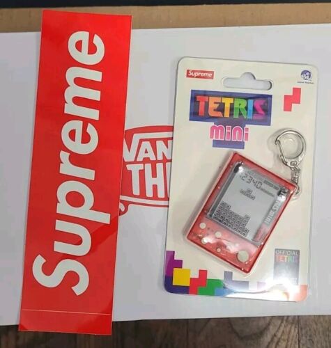 Supreme x Tetris RED Handheld Mini Game Console W/Keychain SS24 🔥