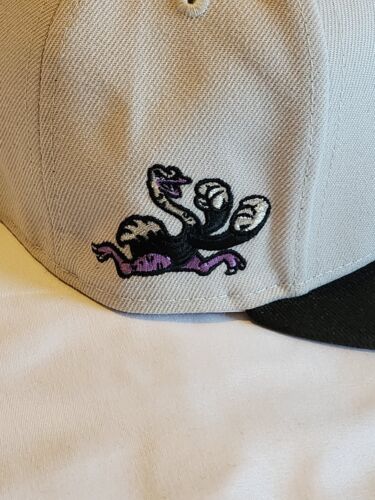 DBZ x New Era Reading Fightin Phils 7 1/4 Fitted Hat + Dragon Ball Z FREIZA Pin